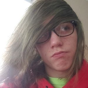 Meet your Posher, Zachary